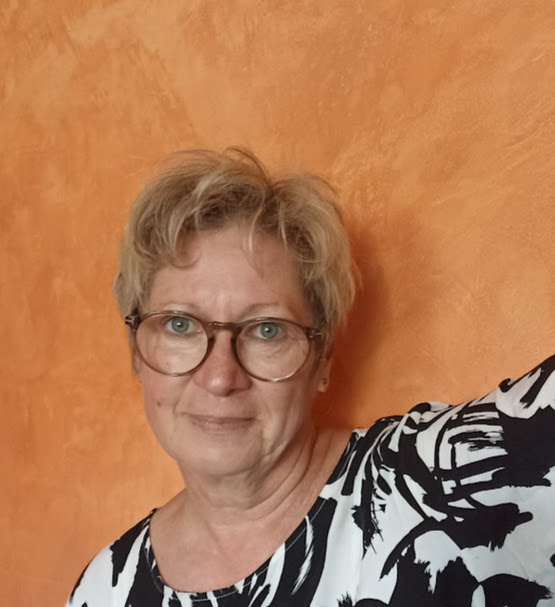 Pámpillás Szabó Zsuzsa